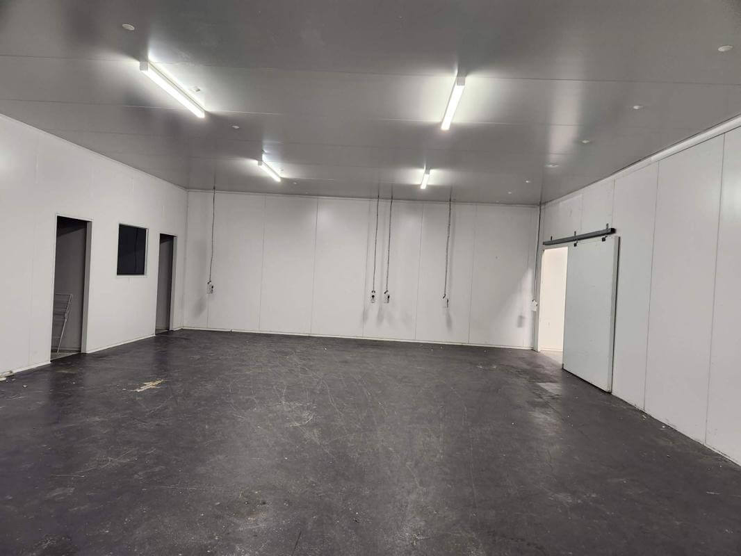 Retail butcher shop with over 200 sqm wholesale production facilities available. PBA