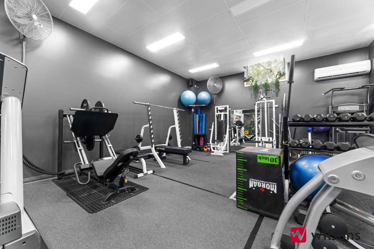 Successful Gym with numerous Allied Health businesses in same building contributing to the rent