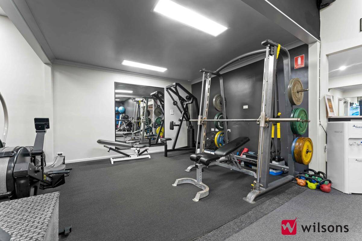 Successful Gym with numerous Allied Health businesses in same building contributing to the rent