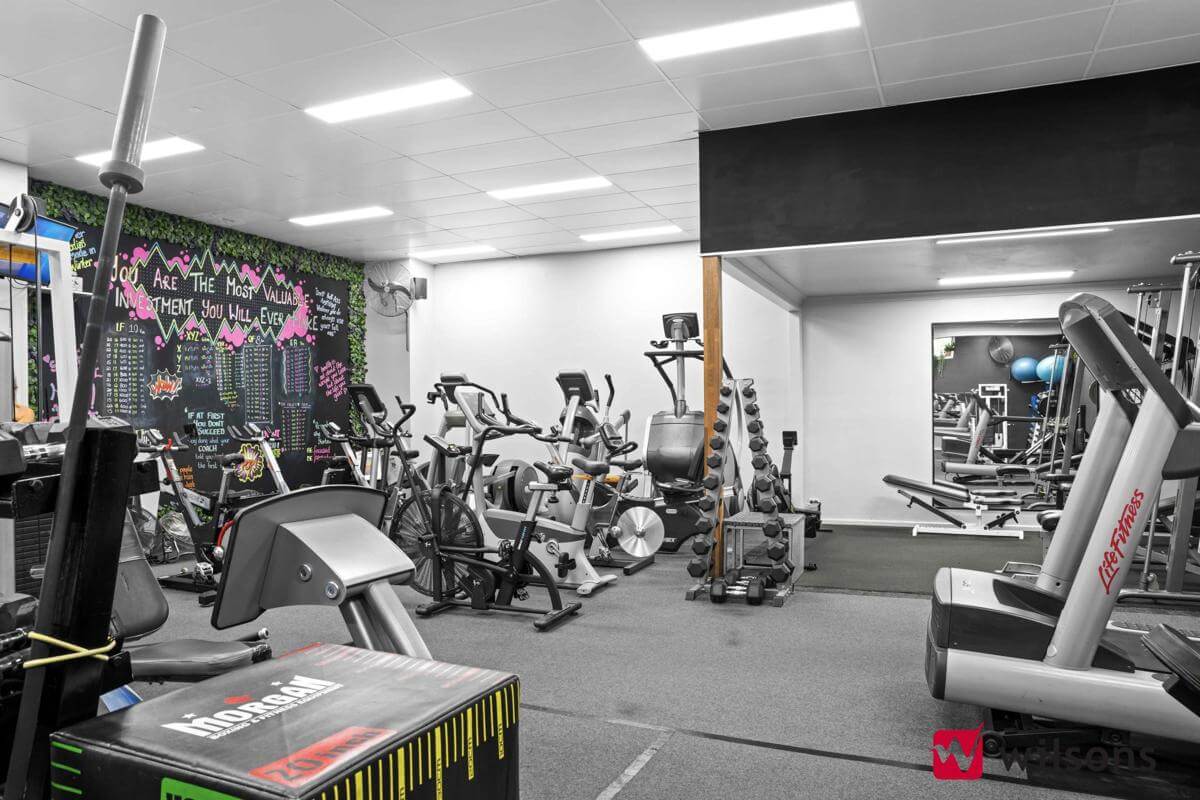 Successful Gym with numerous Allied Health businesses in same building contributing to the rent