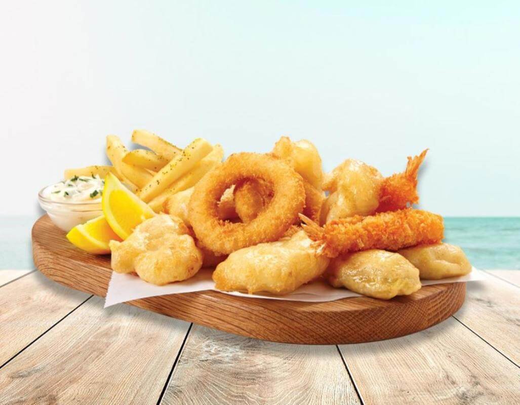 PRICE DROP. Café & Takeaway, Brilliant Position. Open to Offers