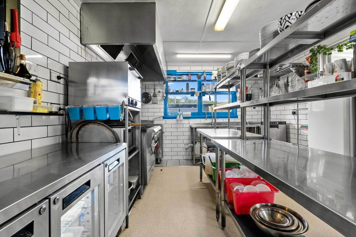 Vacant Possession Residential and Commercial Use Perfect Investment Branxholm