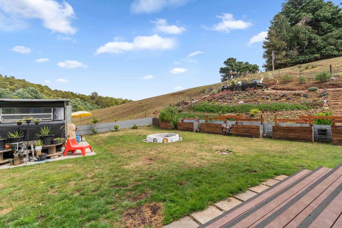 Vacant Possession Residential and Commercial Use Perfect Investment Branxholm