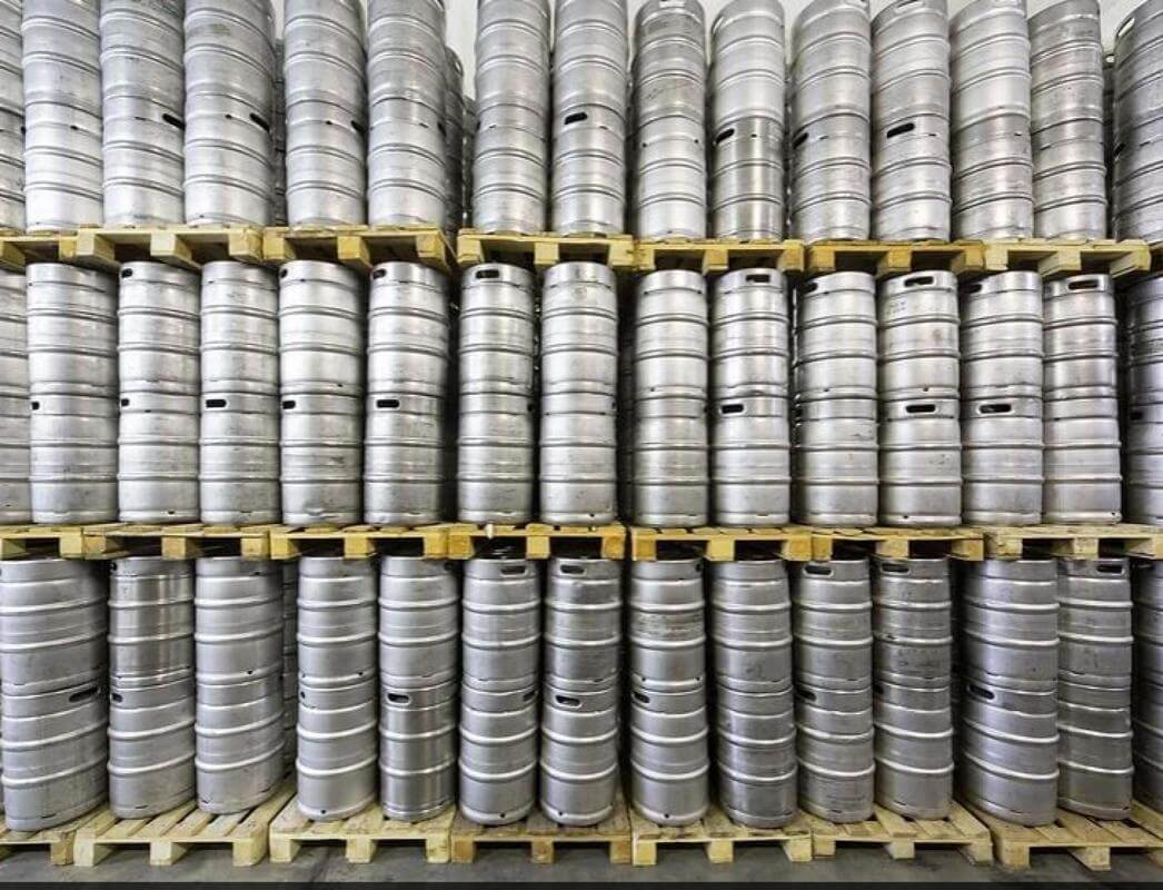 MOBILE BARS, KEG & BEVERAGE SALES, WAREHOUSING BUSINESS. SINCE 2001