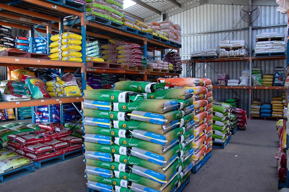 WRT Feed Shed - Stockfeed & Produce