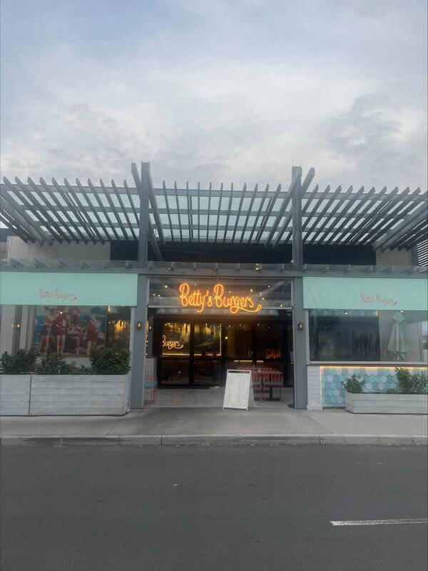 BETTYS BURGERS TORQUAY