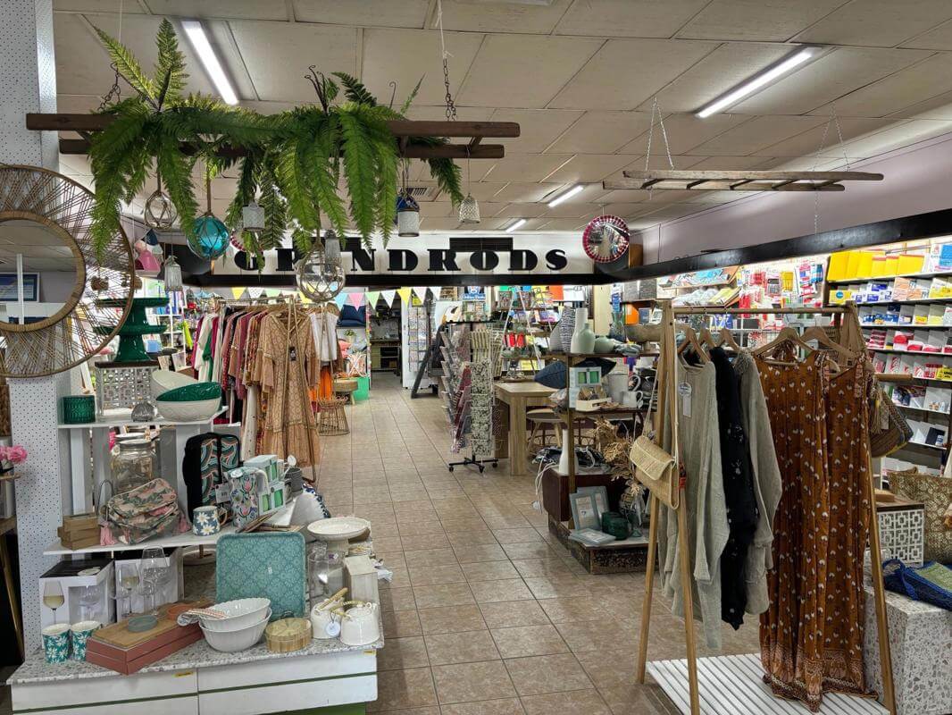 Grindrod's Newsagency - The Style Shop - Warren NSW - $100K + S.A.V.