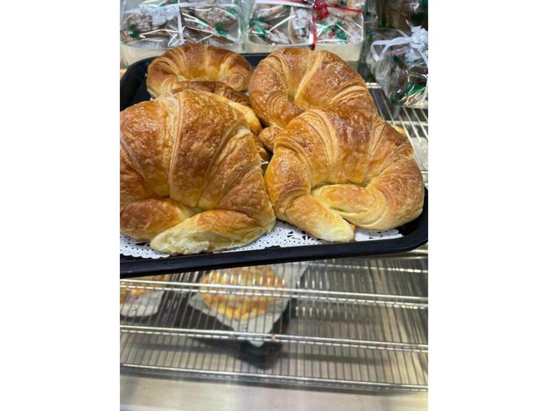 Award-Winning Bakery with 25+ Years of Success  Profitable & Priced to Sell