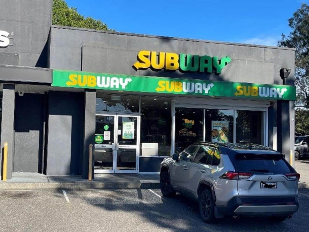 Subway Tumbi Umbi, Remodelled, Lifestyle Location, Much Prized Store! Magnet For The Area!
