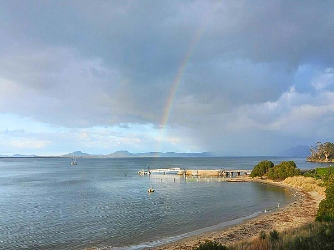 Exceptional Million $ T/O Restaurant Cafe Takeaway, Netting $277k by EOI Very Motivated Vendor