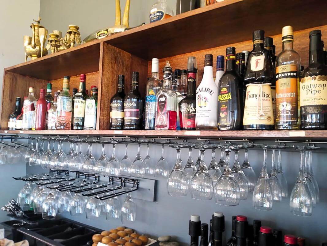 Exceptional Million $ T/O Restaurant Cafe Takeaway, Netting $277k by EOI Very Motivated Vendor