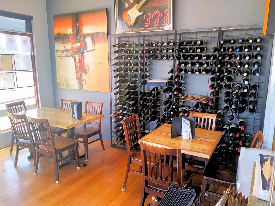 Exceptional Million $ T/O Restaurant Cafe Takeaway, Netting $277k by EOI Very Motivated Vendor