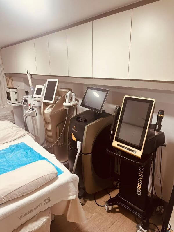 (Expired)市中心盈利美容院转让，接手即可营业