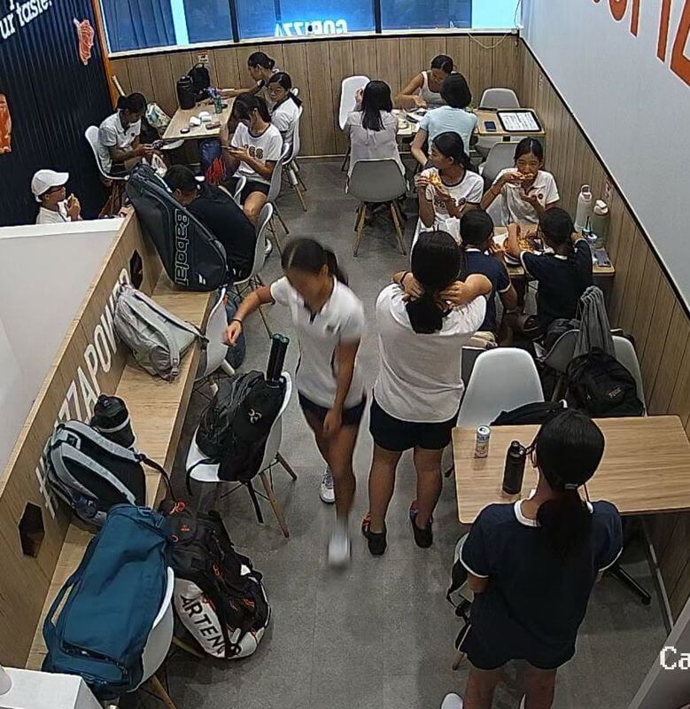 (On Hold)Fast-Food Pizza Restaurant At Bukit Timah Area To Takeover