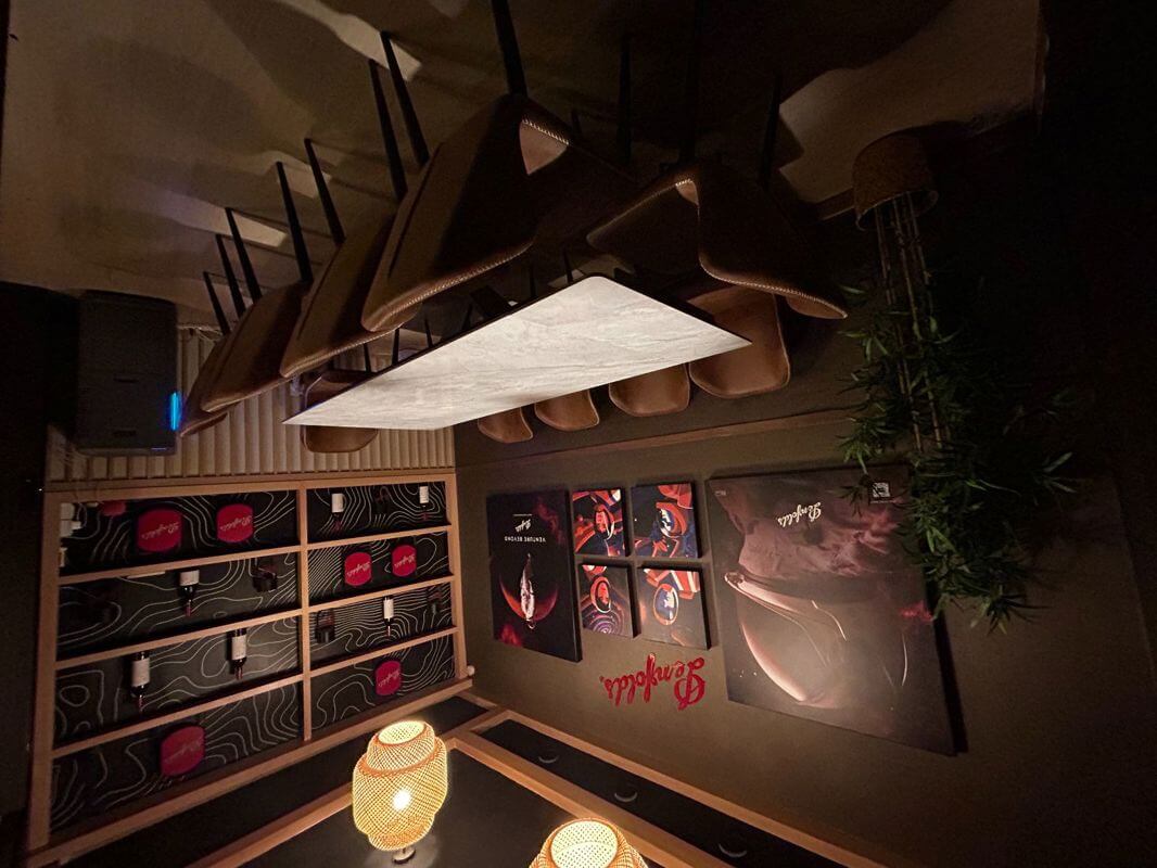 (Expired)33 Mohamed Sultan Road Restaurant Rent Takeover