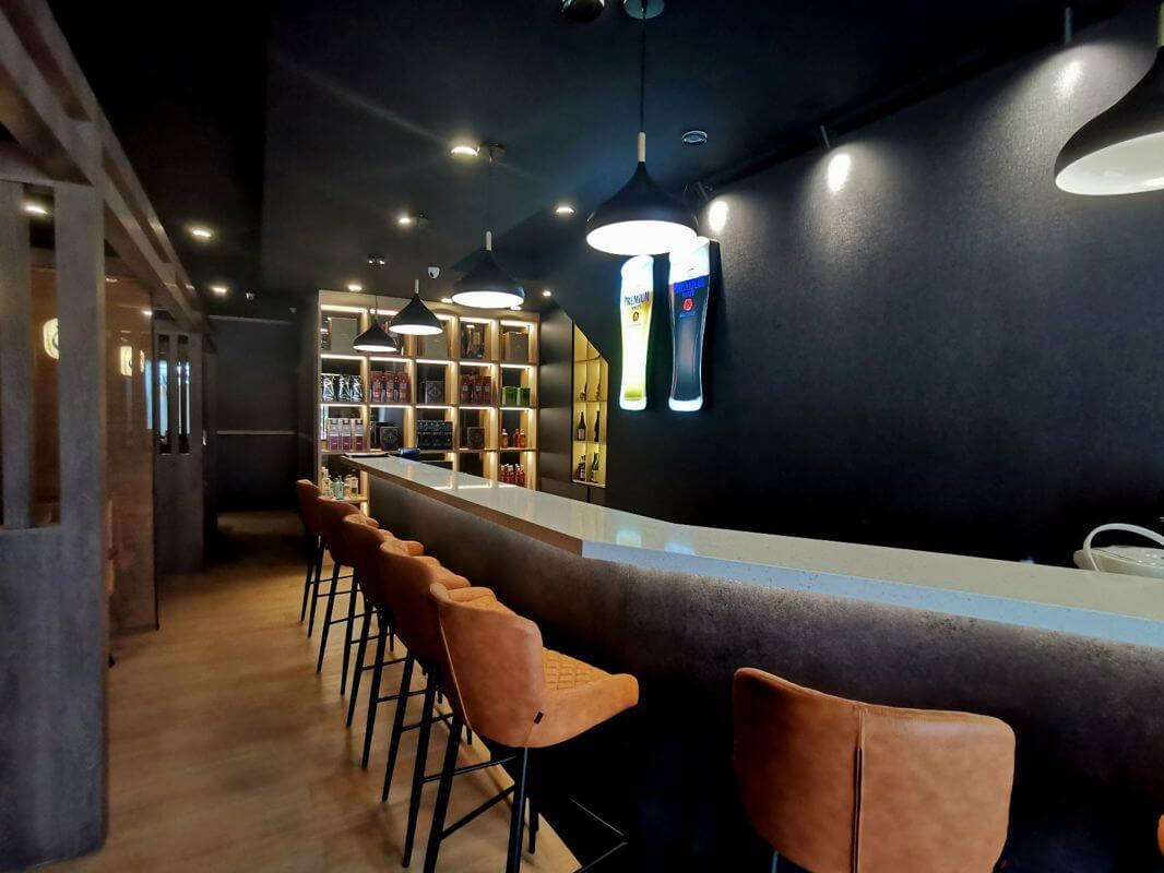 (Expired)33 Mohamed Sultan Road Restaurant Rent Takeover