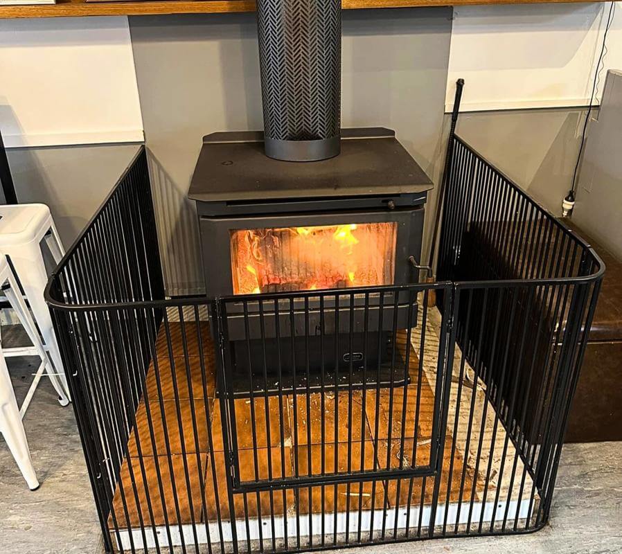 $700,000+ Turnover All Takeaway Queenstown's Best Busiest & Only Takeaway L/hold $200K+sav neg