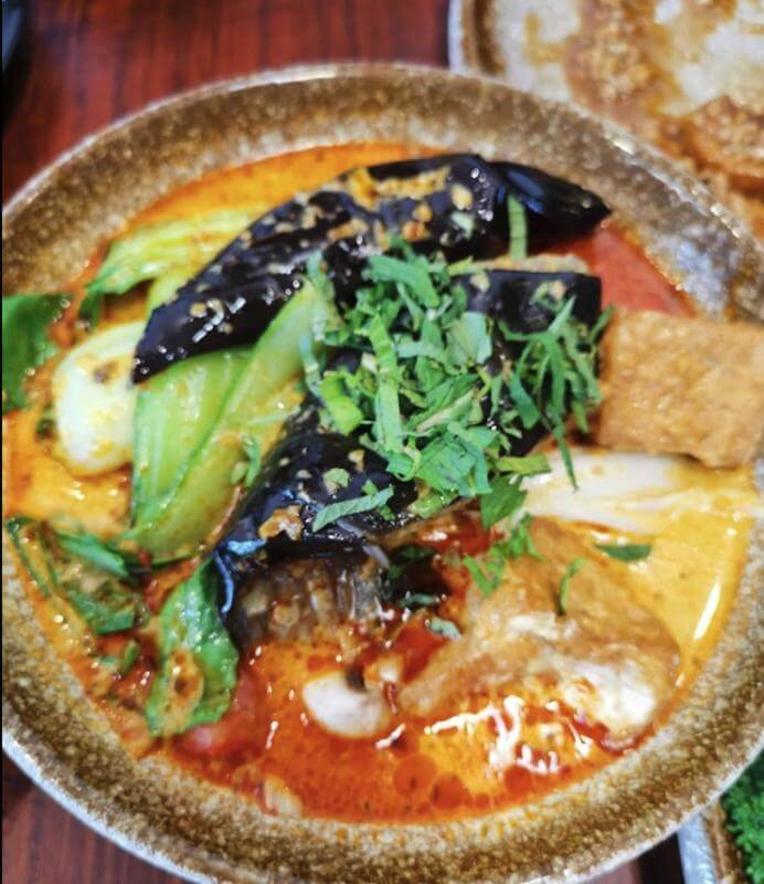 Turnkey Malaysian Restaurant Opportunity: Immediate Profit Potential