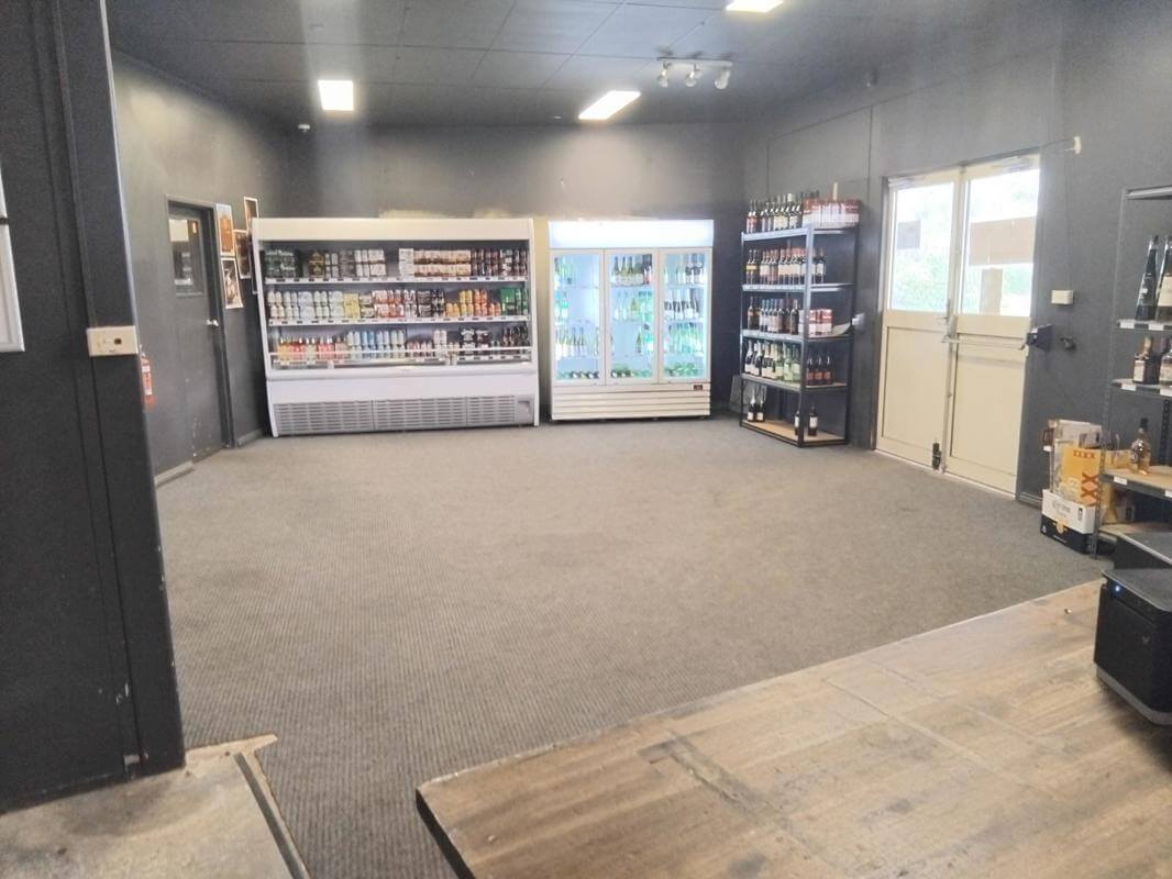 FHGC Rocky Cape Tavern & Caravan Park 15 acres, Great Turnover Highway Frontage o/o $1,150,000 +sav