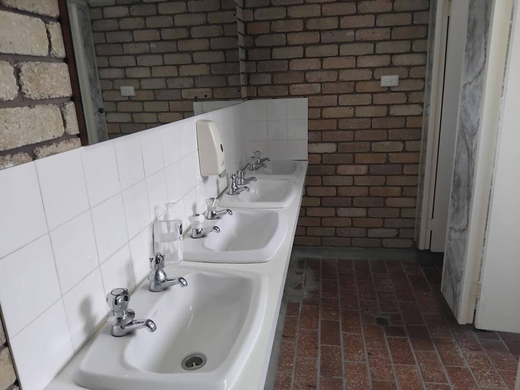 FHGC Rocky Cape Tavern & Caravan Park 15 acres, Great Turnover Highway Frontage o/o $1,150,000 +sav