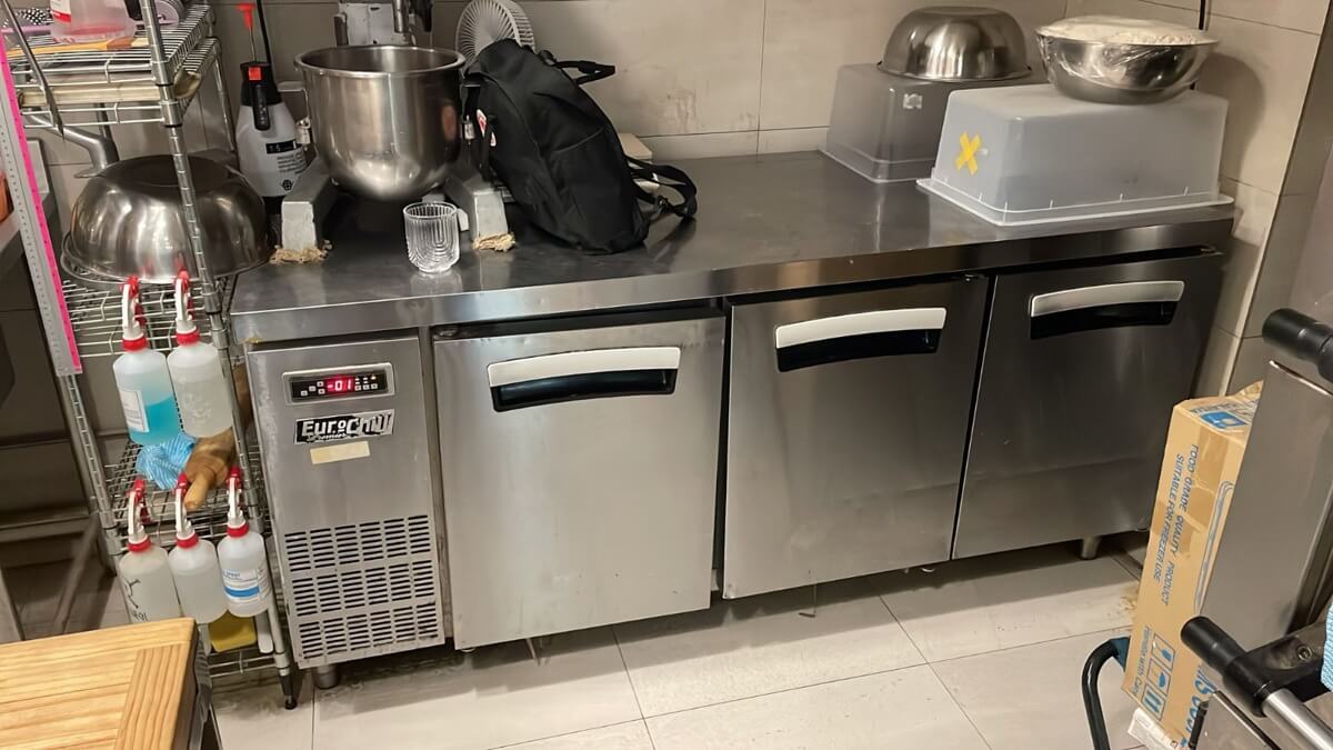 (Expired)Fully Equipped Cafe And Bakery At City Fringe With Lunch & Dinner Crowd