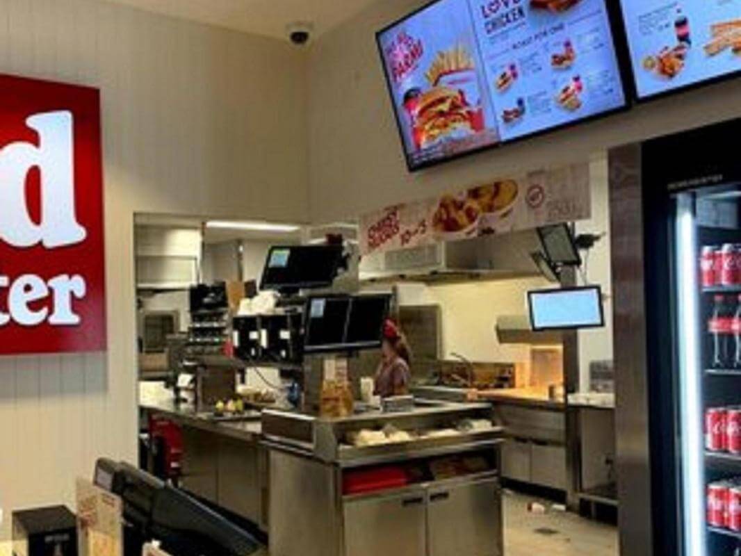 Red Rooster Grafton! Ideal for Owner Operator or Family! Low entry price including Franchisor costs!