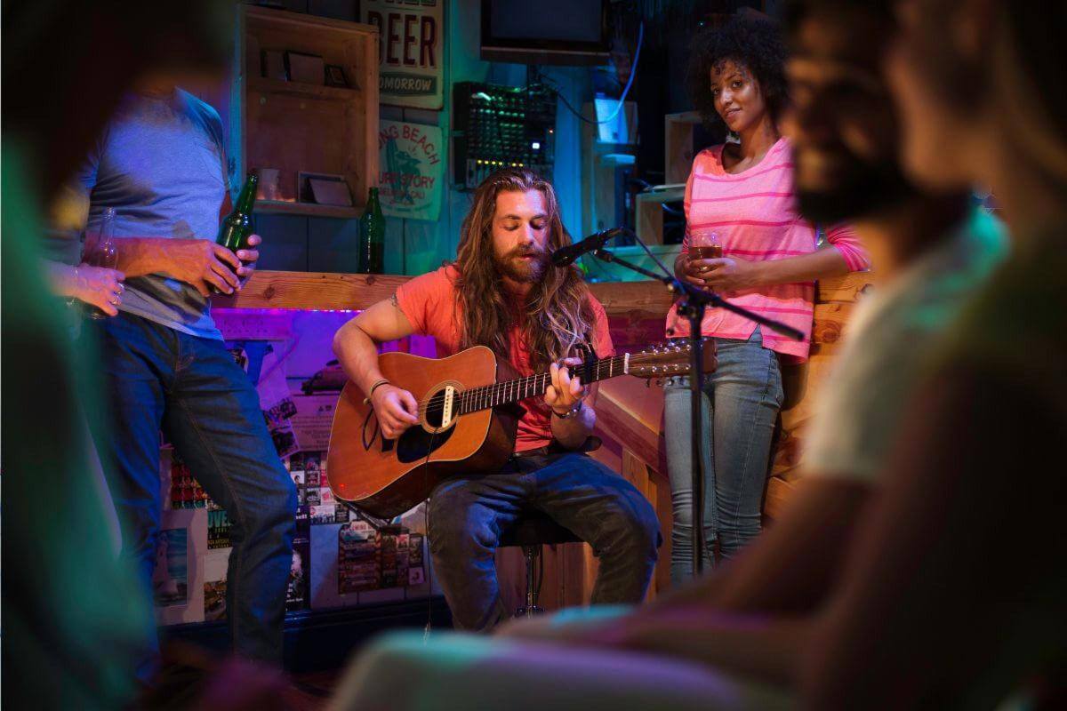 Live Entertainment Venue with Exclusive Small Bar Licence in Prime Gold Coast