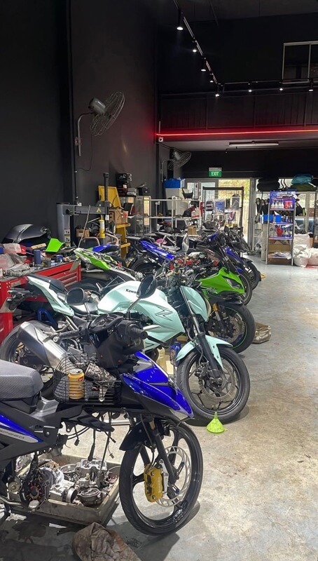(Expired)Ground Floor @ Kaki Bukit - Motorcycle Workshop Space For Takeover