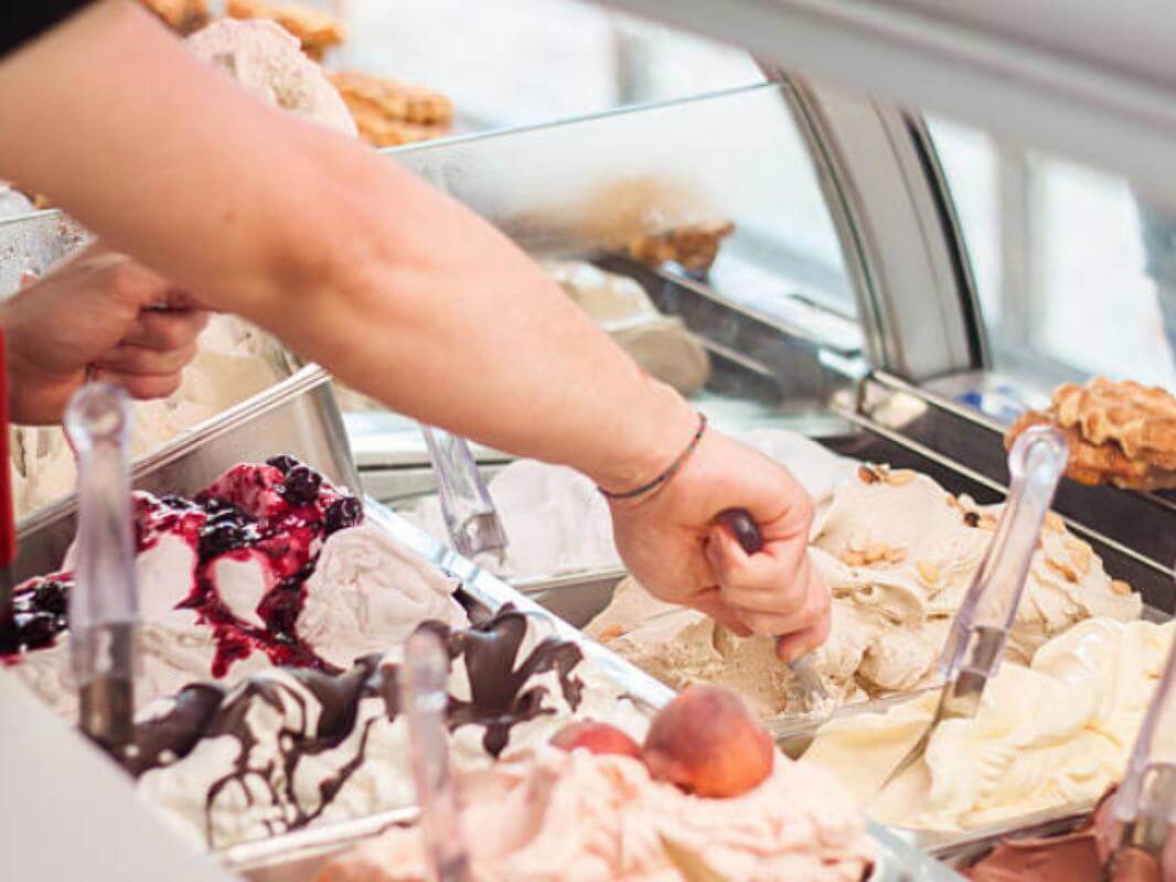 Under Management Gelato & Dessert Bar Franchise on Busy Burwood Road