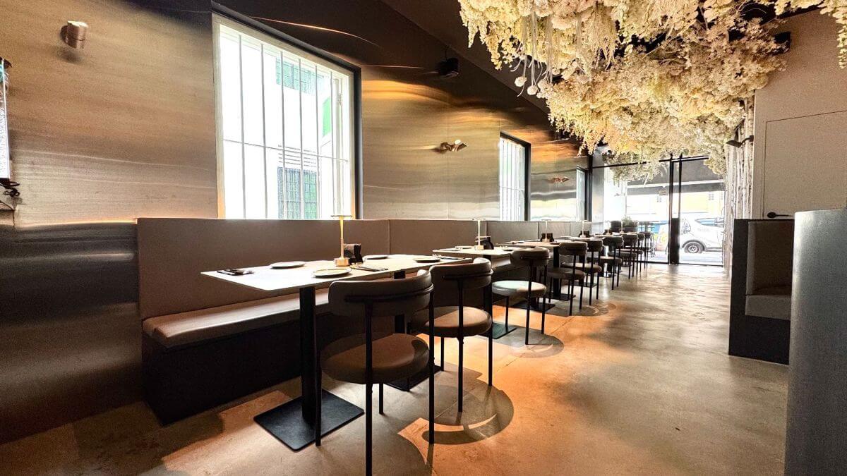 (Expired)Beautifully Designed Restaurant For Takeover In Charming Tiong Bahru / Outram Enclave