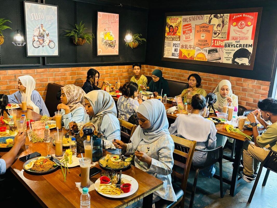 Profitable Franchise Restaurant Business For Sale In Kuala Lumpur