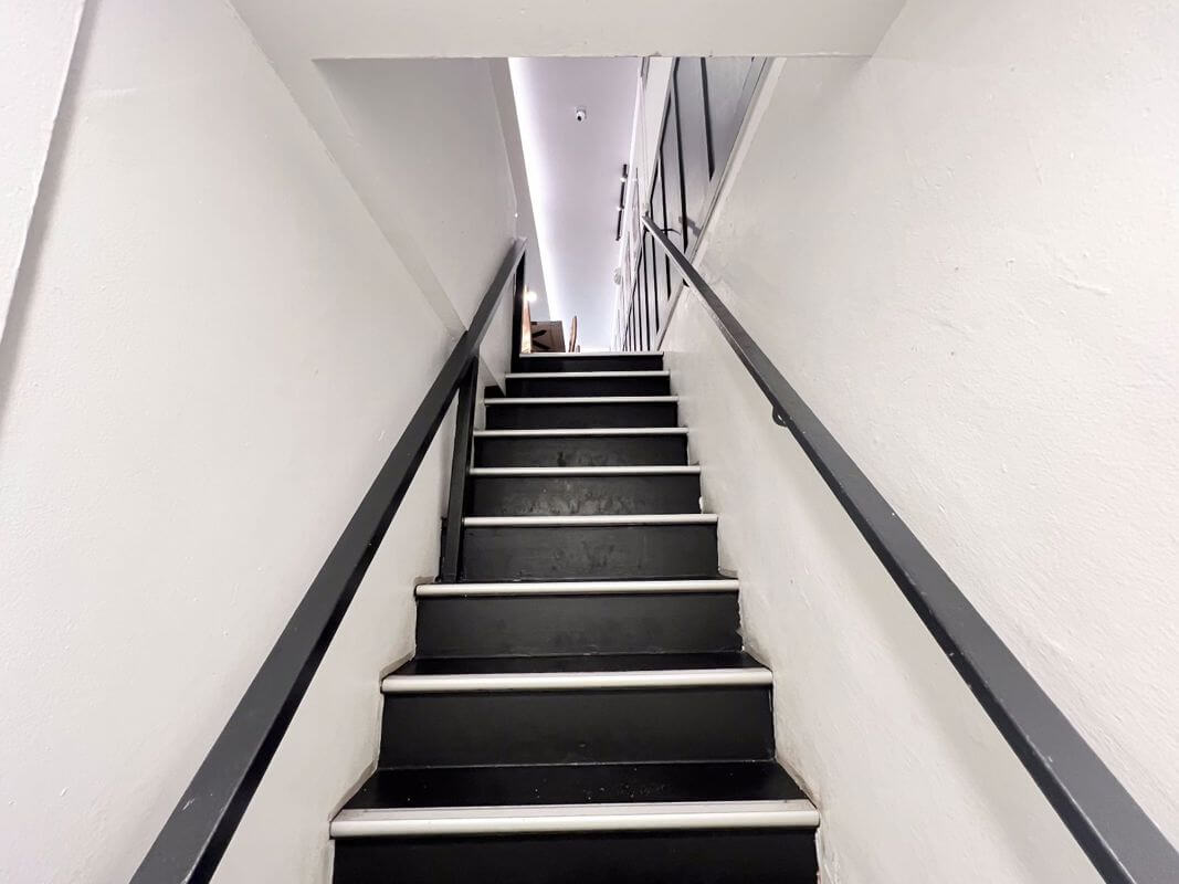 Strategic F&B Investment – Fully Fitted Arab Street Restaurant For Takeover