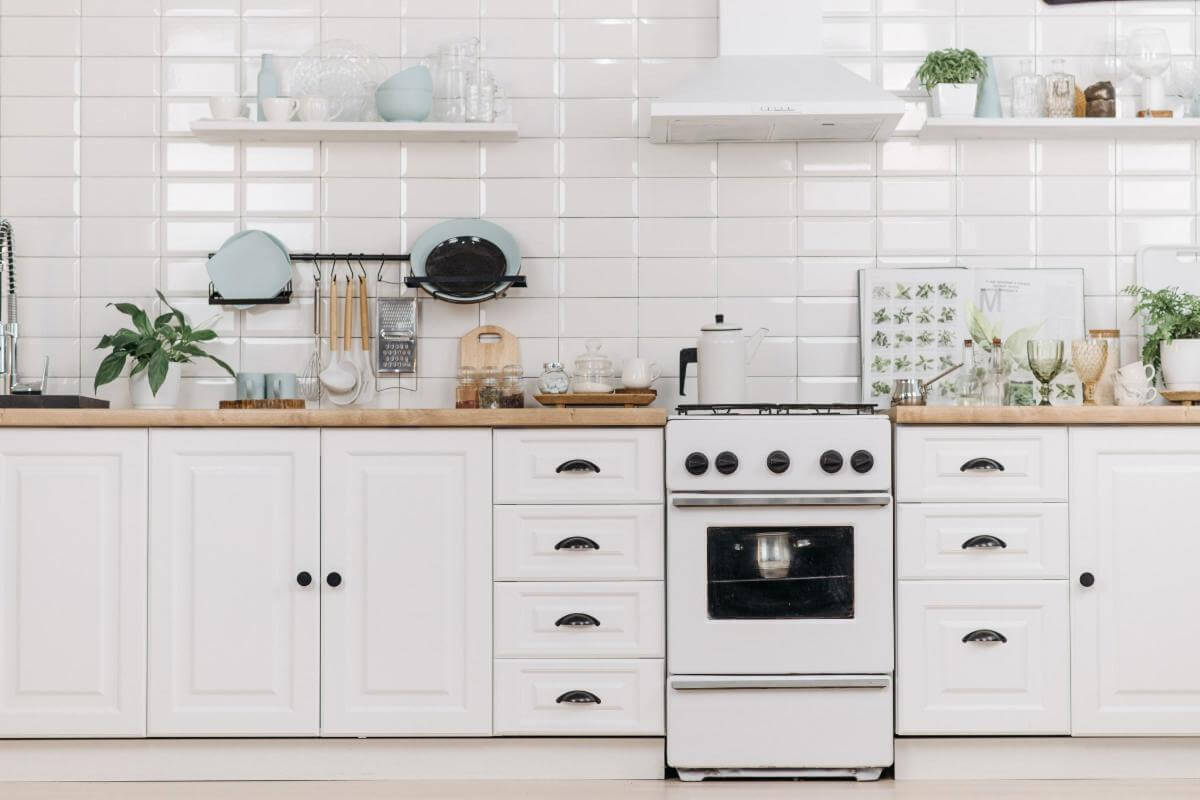 Immaculate, Highly Profitable Cabinet Making Business SEQ