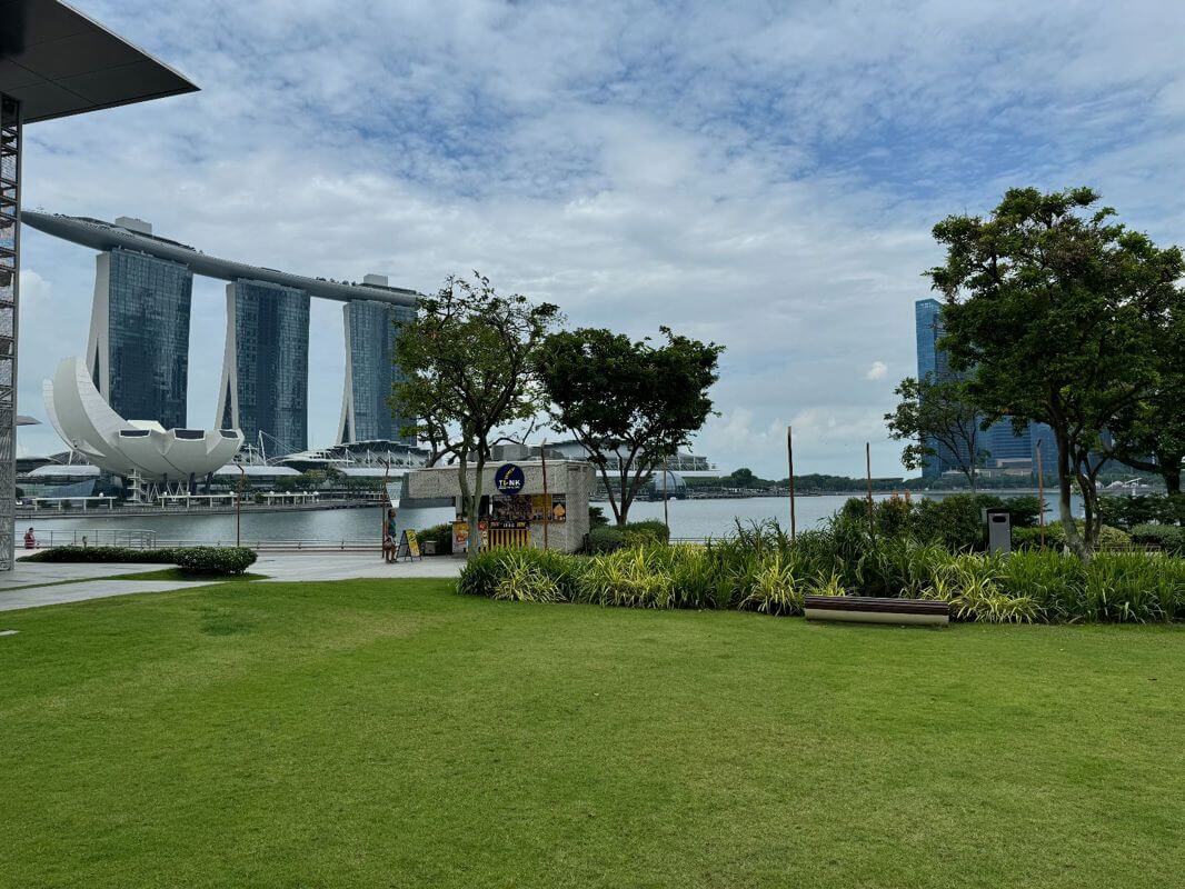 (Expired)Opportunity Alert: Takeover A Prime Food Stall At Raffles Avenue!