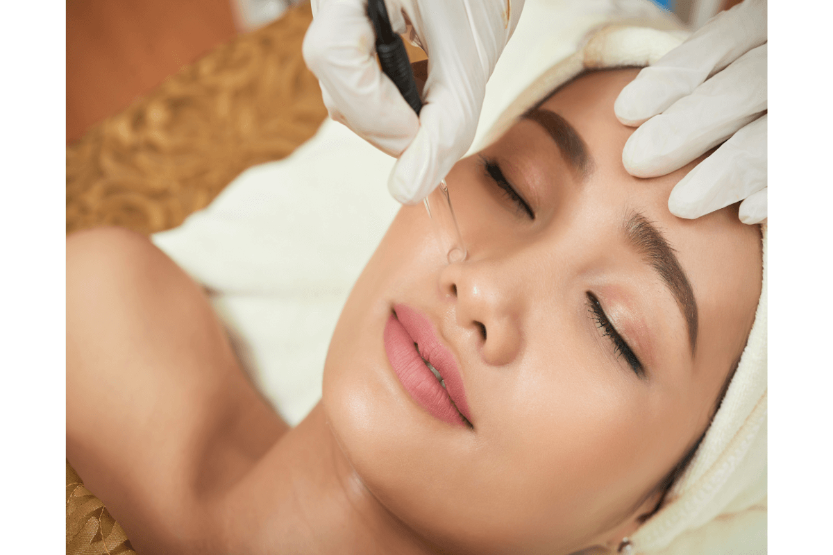 Profitable 3 outlets Famous Beauty & Grooming Franchise Business available For Sale!