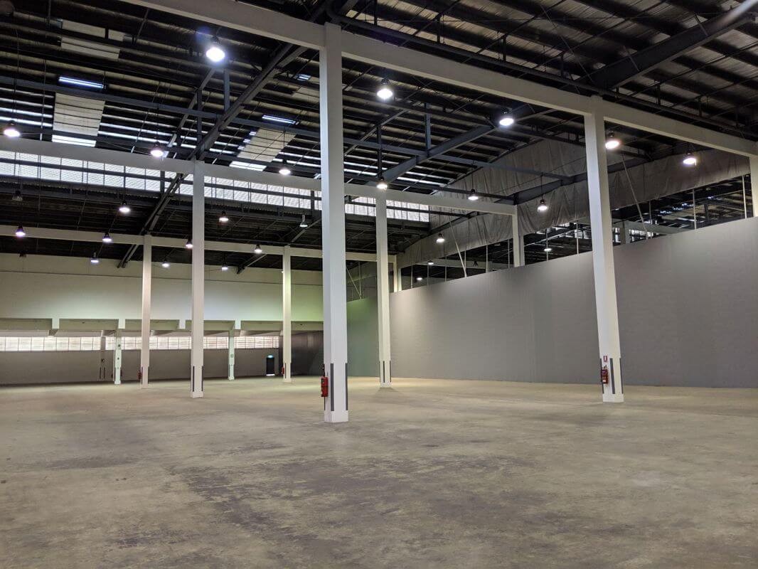 Groundfloor Warehouse With Loading Bay & Dock Levelers For Lease