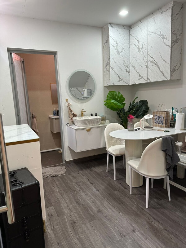 (Expired)Selling Chinatown Beauty Salon