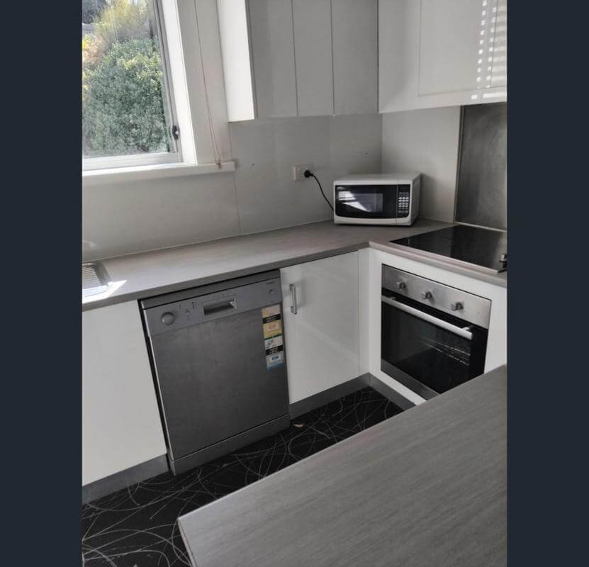 Freehold Investment Deloraine 3 tenants Forecasted ROI 10%