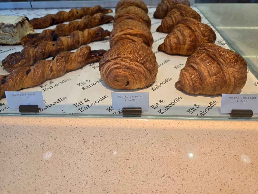 Walk in / takeover site - Opportunity In Prime Maxwell Location (Kada Building)