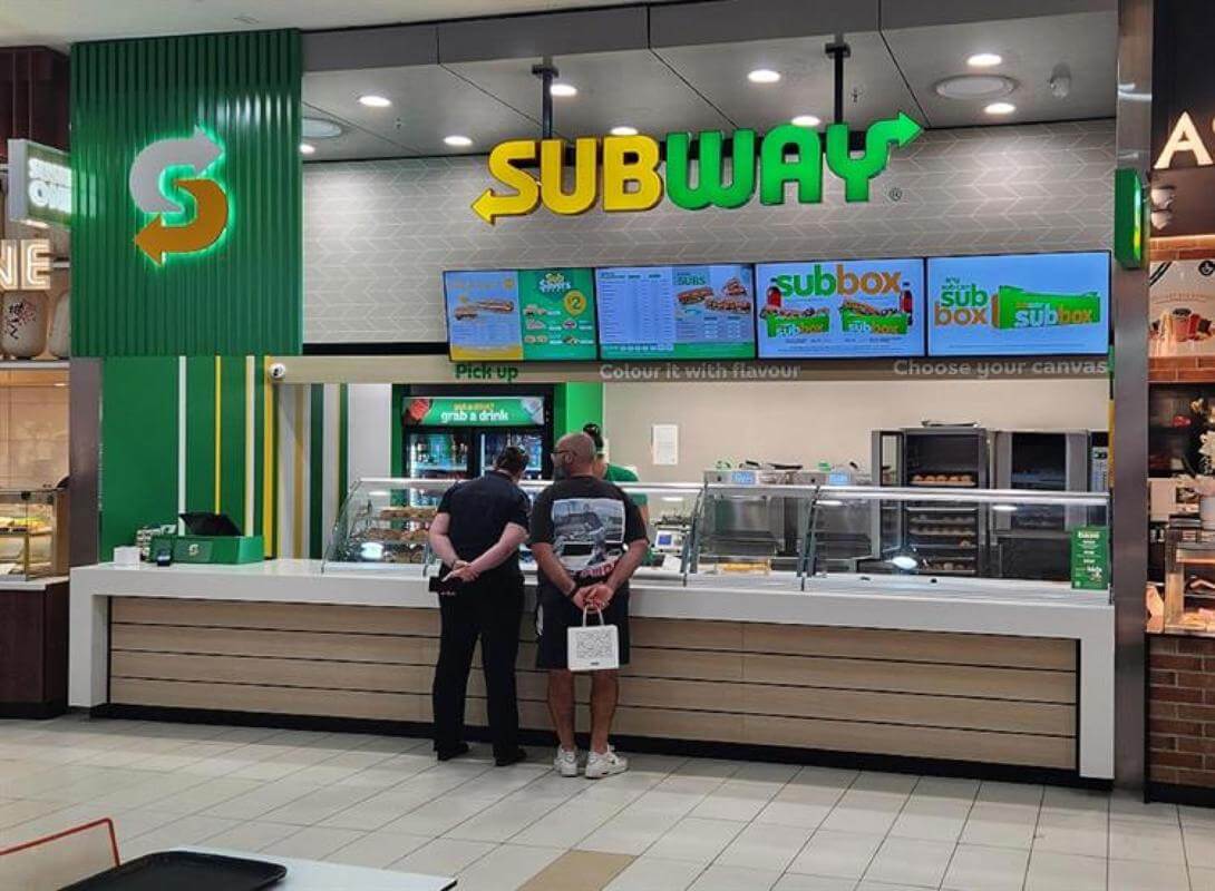 Subway Hyperdome, Back on the Market! Major Shopping Centre! New December 2022! Ideal first store!