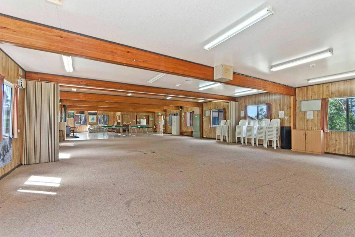 GROUP ACCOMMODATION FREEHOLD AND BUSINESS