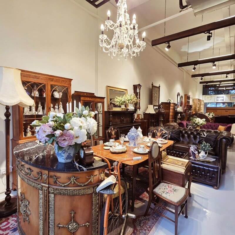 Successful Ecommerce Antique And Vintage Business In SG With 6,000+ Loyal Clients