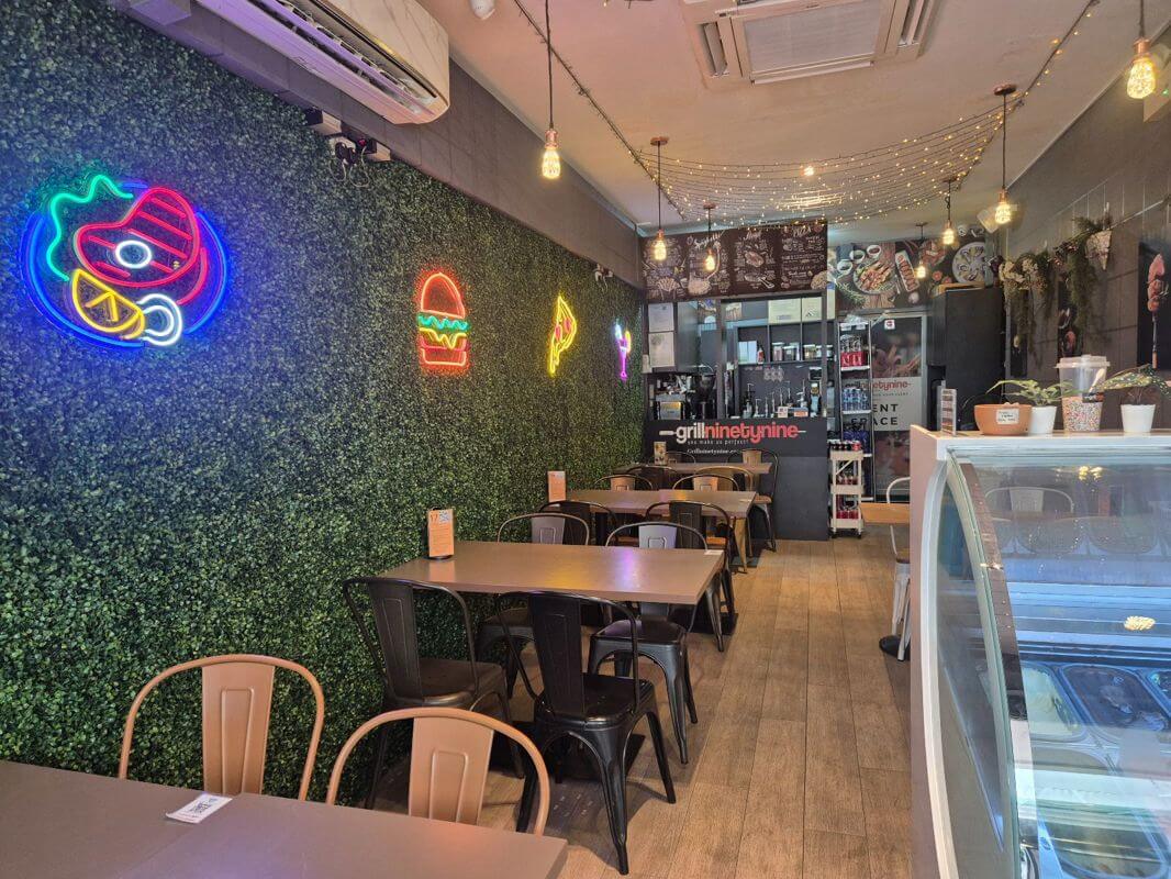 Profitable Restaurant For Sale. Established 6Yrs. Halal. Town.