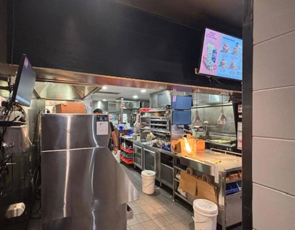 Own a Thriving Oporto Franchise in the Heart of Fortitude Valley, Brisbane!