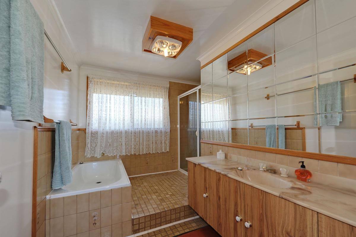 Caravan Park Big4 34 Permanent Cabins SOLD