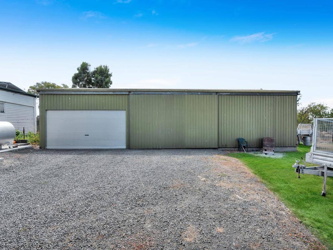 T/O FY23 $1.5mill+ Freehold Road House General Store LPO Takeaway Fuel Groceries Milk Bar 3BR Home