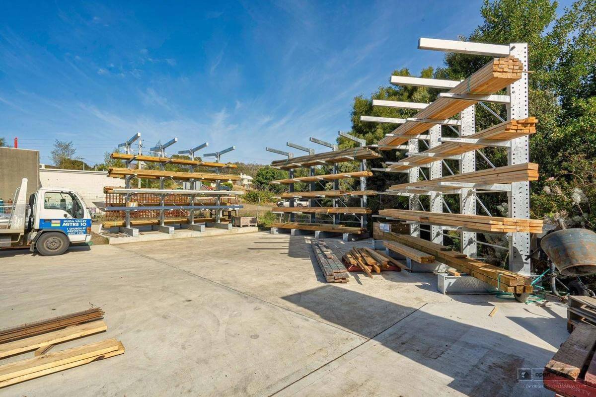 Long Established, Respected Successful Mitre 10 Huon Valley Hardware Geeveston $150k+sav