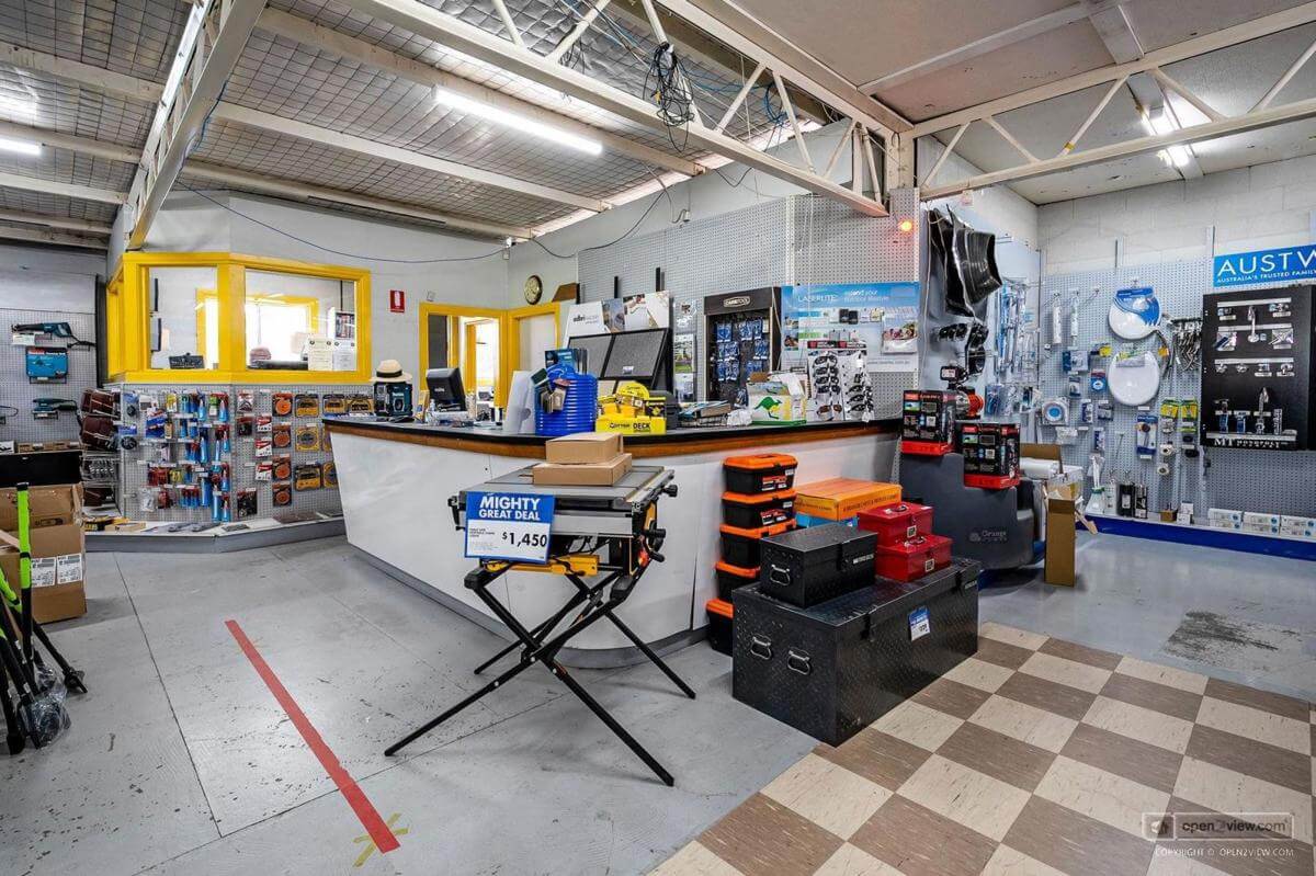 Long Established, Respected Successful Mitre 10 Huon Valley Hardware Geeveston $150k+sav