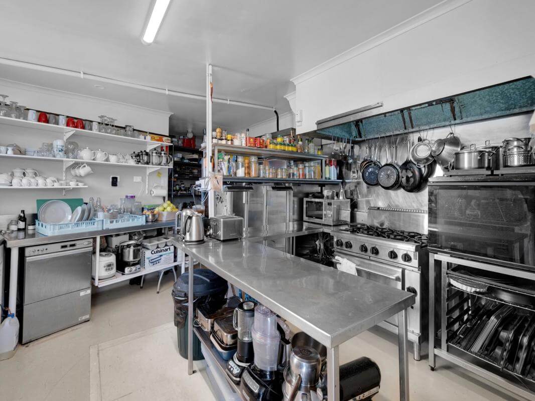 Magnificent Water Views Character Heritage Building 7BR Ensuite, Home or Business Choice is Yours