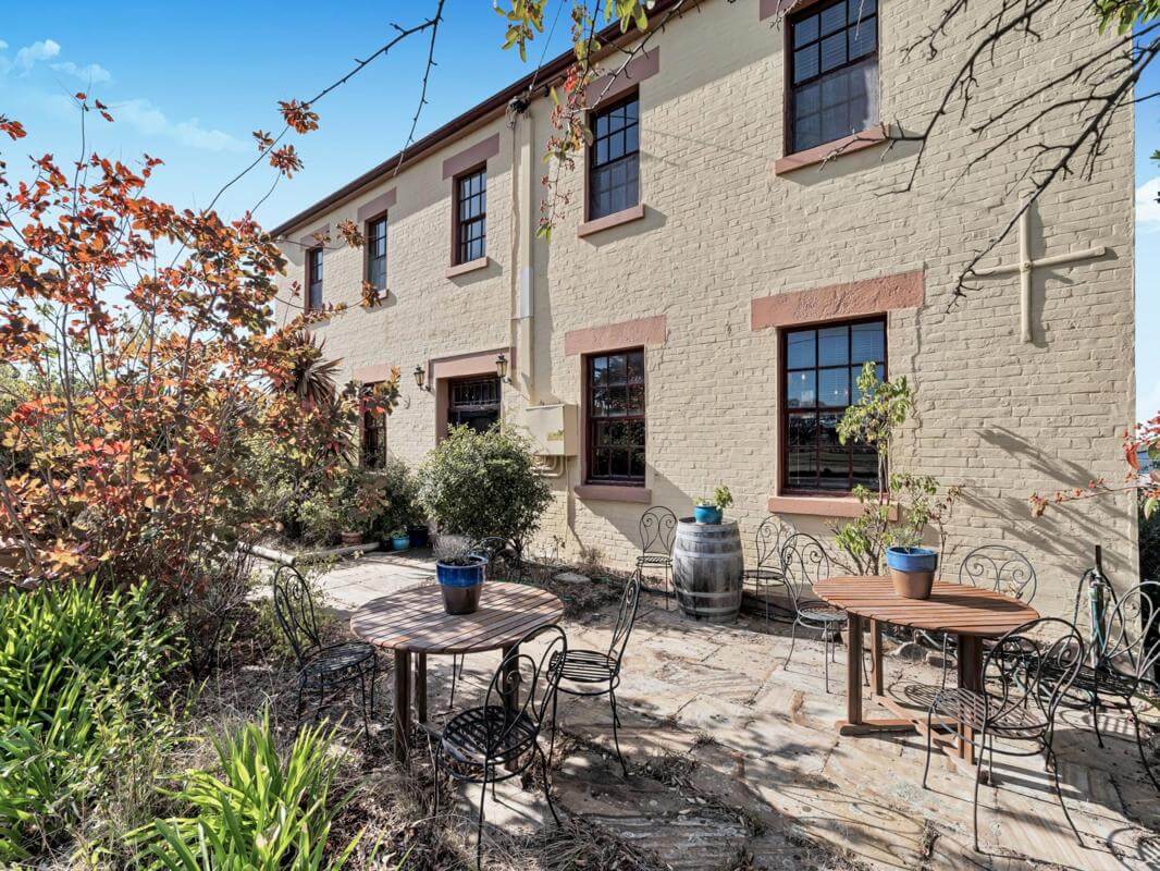 Magnificent Water Views Character Heritage Building 7BR Ensuite, Home or Business Choice is Yours